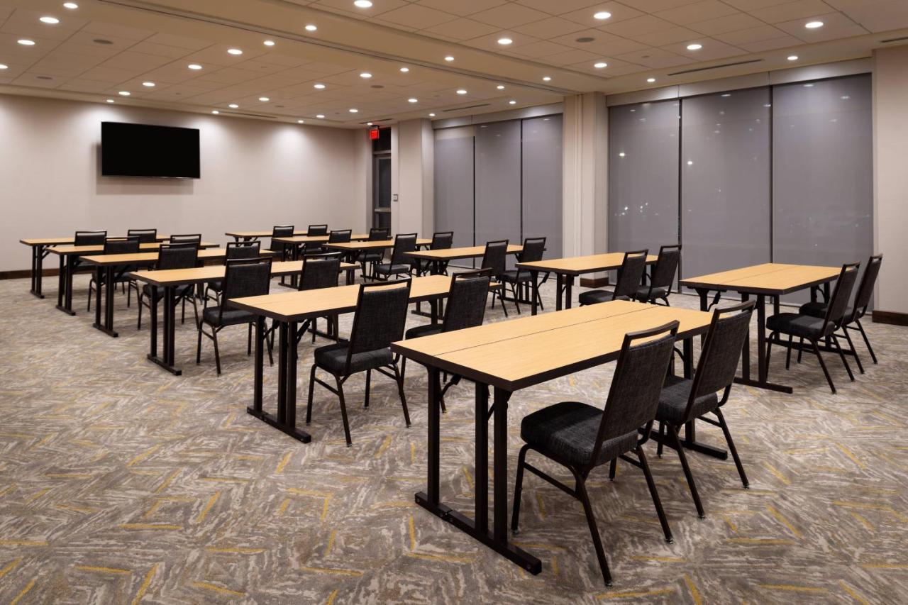 Courtyard By Marriott Charlotte Northlake Exterior foto